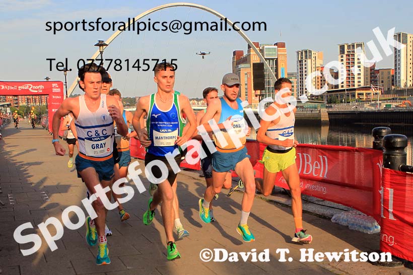 The 2023 UK Athletics Mens 5k Road Race Champs., Newcastle Quayside.  Photo: David T. Hewitson/Sports for All Pics